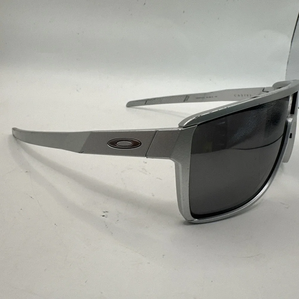 Oakley Castel Sunglasses Matte X Silver Prizm Black OO9147-0763